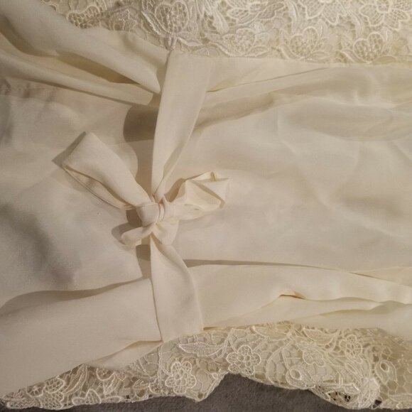 San Andre Women's V-Neck Floral Embroidered Lace Vest Size 16 Ivory Tie-Back - Picture 6 of 8